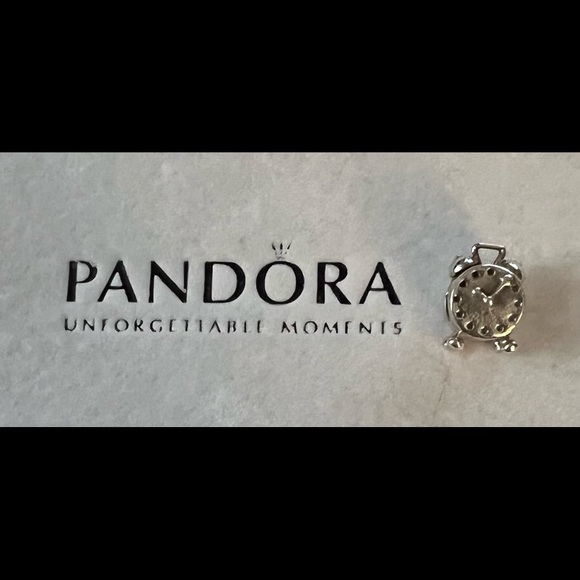 Pandora clock - Picture 1 of 5